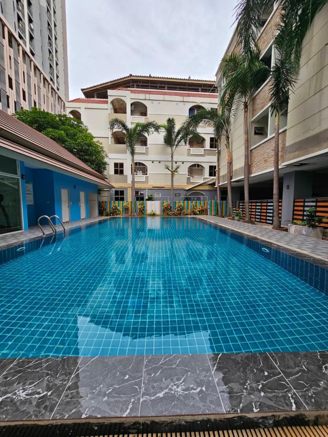 Diya Hotel Bangkok Exterior foto